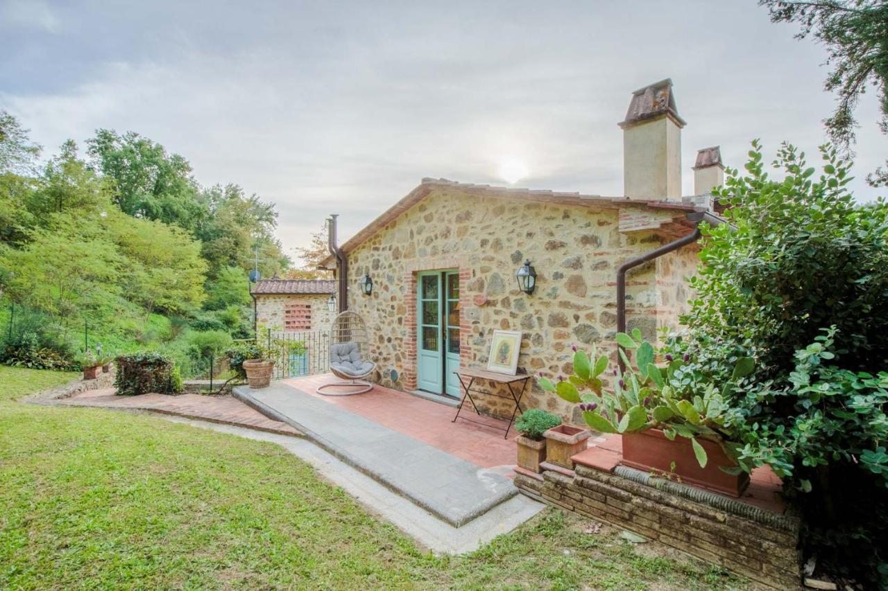 Villa Veranda, A Romantic Farmhouse With Pool Larciano Eksteriør bilde